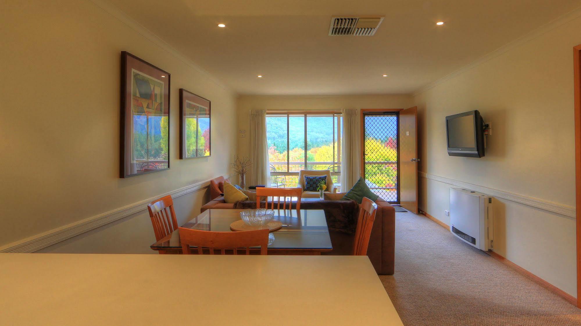 Chestnut Tree Holiday Units Bright Exteriér fotografie