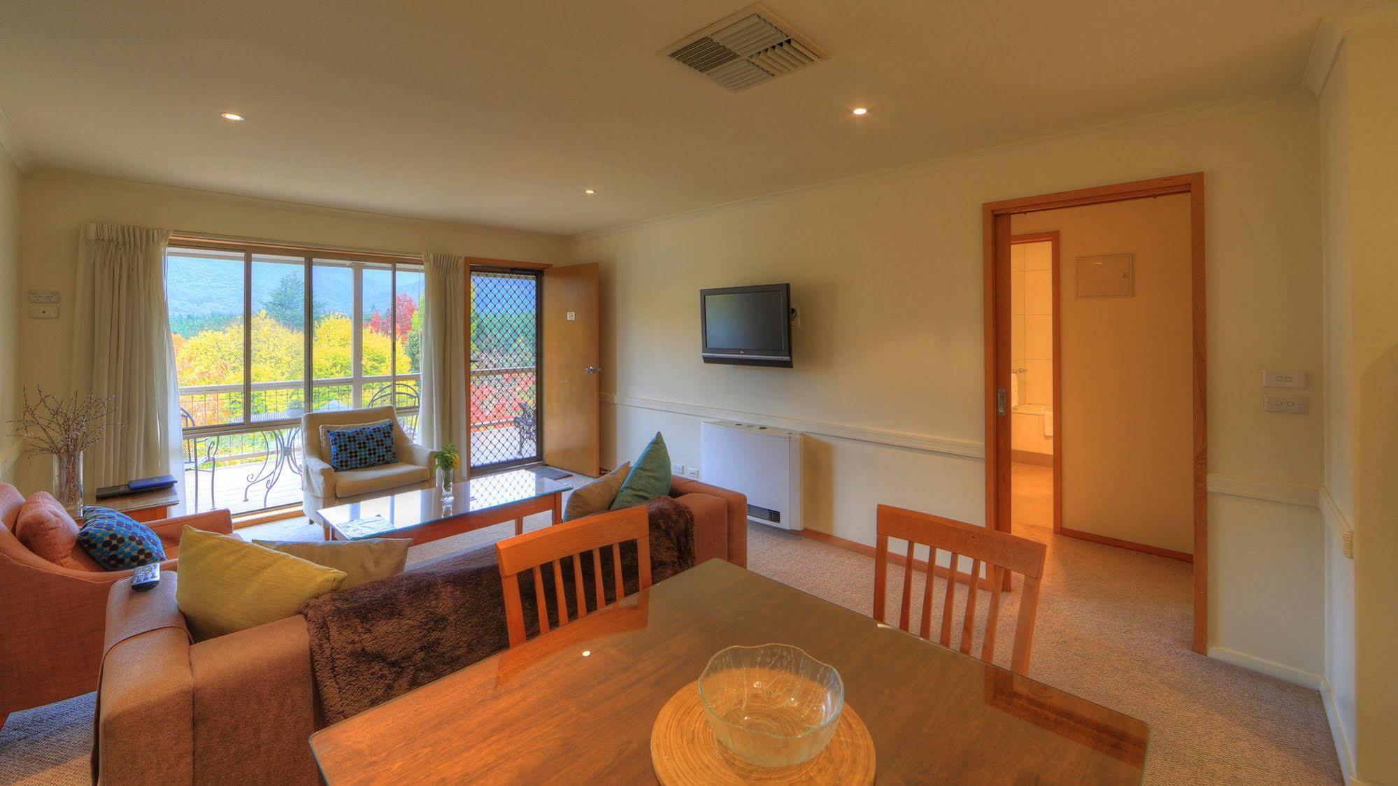 Chestnut Tree Holiday Units Bright Exteriér fotografie